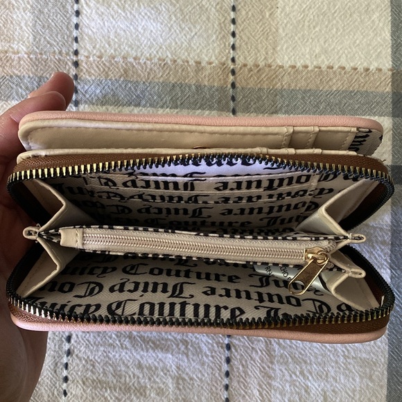 Wallet - Picture 3 of 3